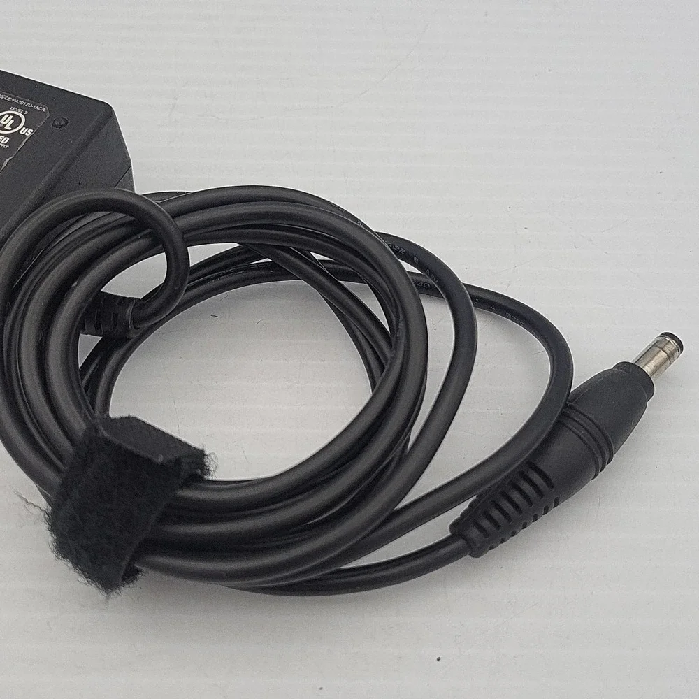 Genuine‎ Toshiba Laptop Charger AC Adapter Power Supply R35737